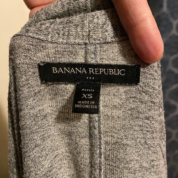 Banana Republic short robe in heather gray. Women’s size XS - Picture 3 of 3